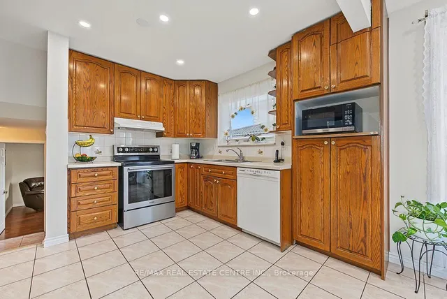 276 Bartley Bull Pkwy, Brampton 5