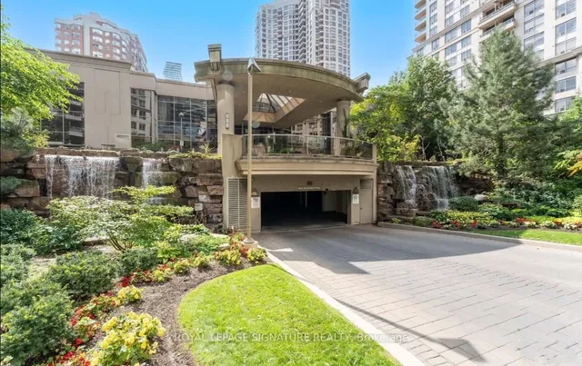 3880 Duke of York Blvd #2907, Mississauga 2
