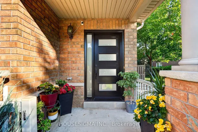 5261 Palmetto Pl, Mississauga 5
