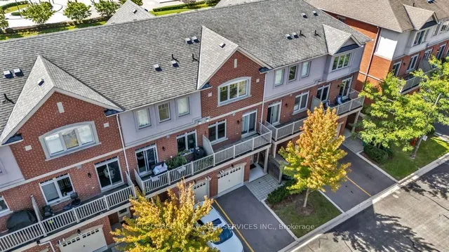 3215 Thomas St #4, Mississauga 2