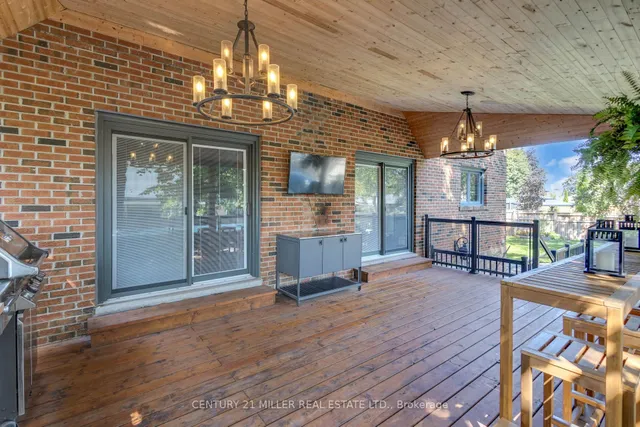 21 Neiltree Crt, Toronto 5