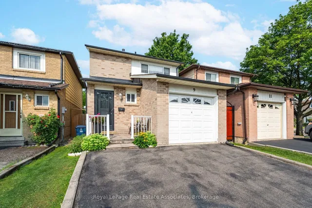 9 Windwood Dr, Toronto 5