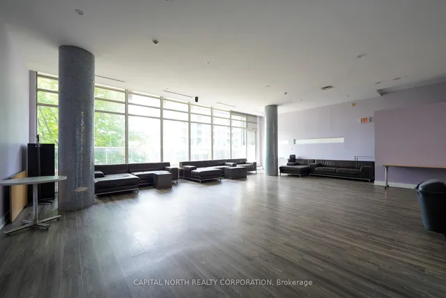 1050 The Queensway #207, Toronto 5