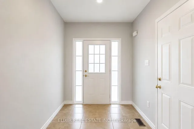 90 Delport Clse, Brampton 2