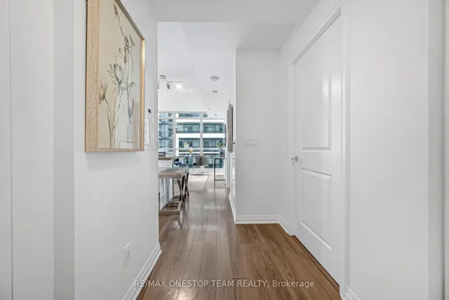 59 Annie Craig Dr #1306, Toronto 5