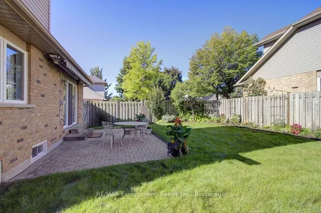 1175 Bellview Cres, Burlington 2