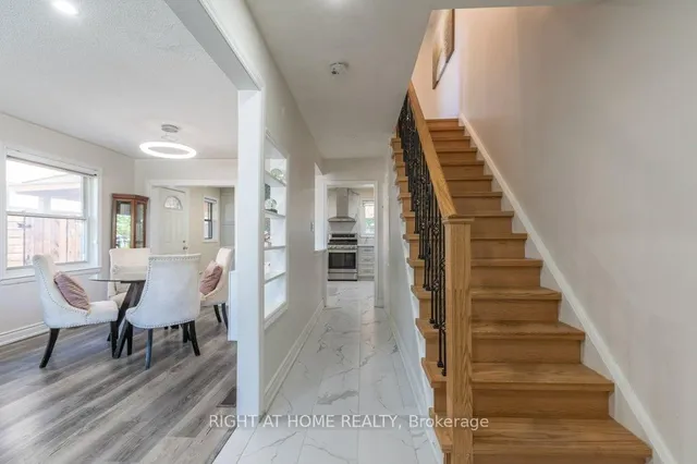 4 Fennimore Cres, Toronto 4