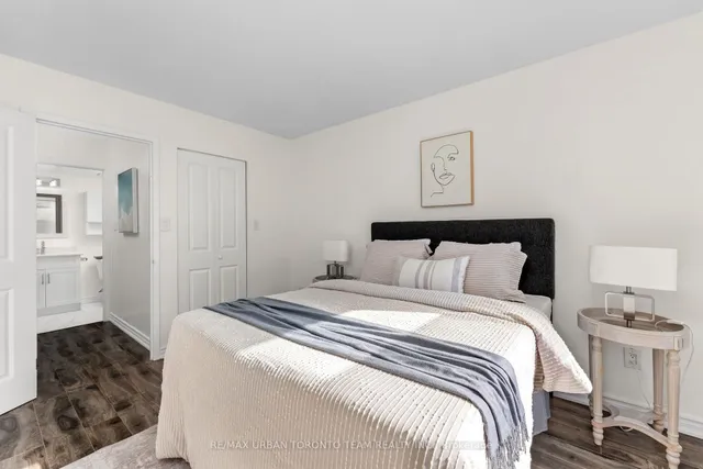 1 Hickory Tree Rd #005, Toronto 5