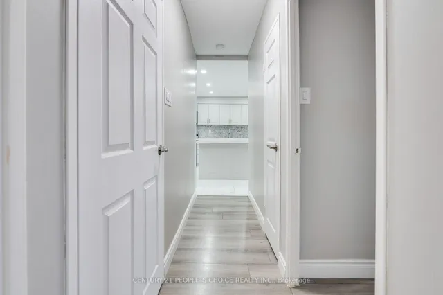 40 Panorama Crt #910, Toronto 2