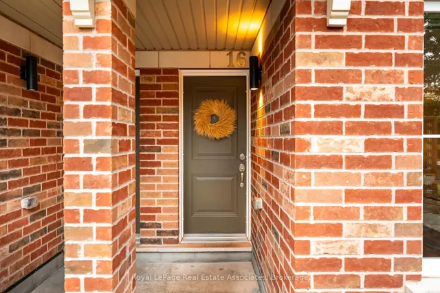 2563 Sixth Line #16, Oakville 4