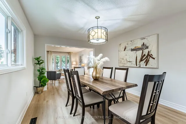 829 Stargazer Dr, Mississauga 5