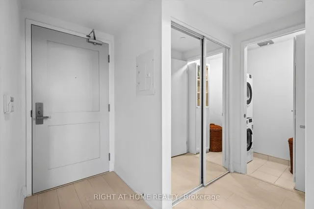 26 Gibbs Rd #440, Toronto 5