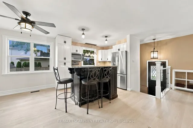 433 Belvenia Rd, Burlington 3