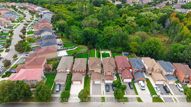 62 Meadowlark Dr, Brampton 5