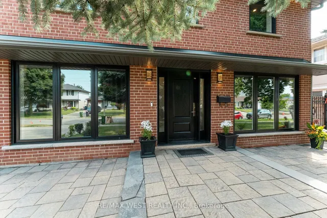 139 Redgrave Dr, Toronto 2