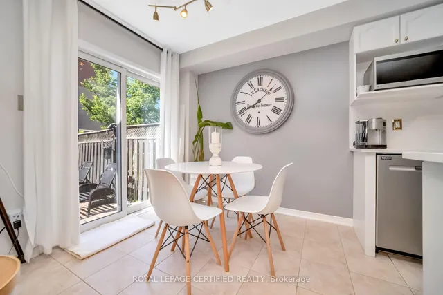 70 Vintage Gate, Brampton 2