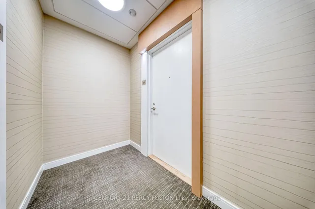 70 Annie Craig Dr #1207, Toronto 5
