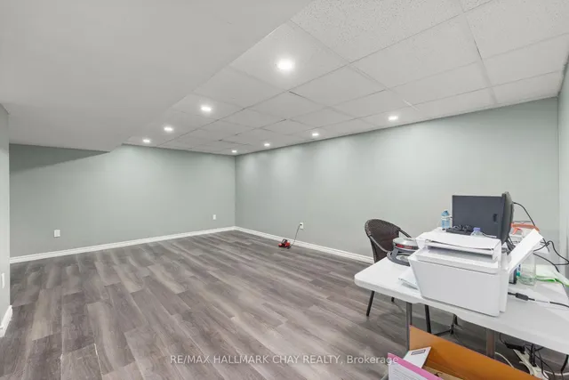 41 Aberdeen Cres, Brampton 5