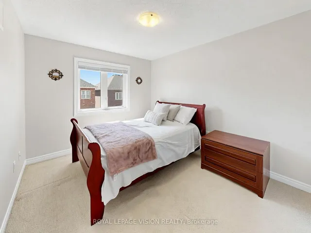 24 Pennycross Cres, Brampton 4