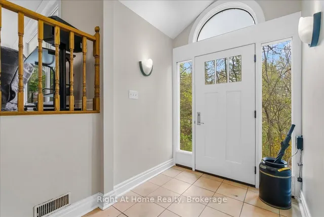 1252 Britannia Rd, Burlington 5