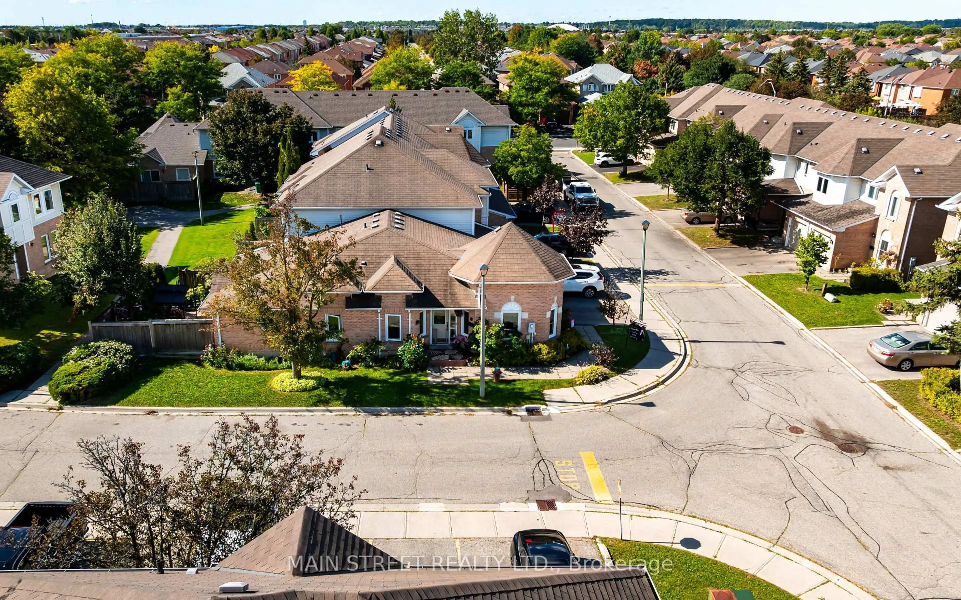 trreb/IMG-W13795196_2cb1d370-6c1b-4eb9-b6d0-d43b1c6854a2-l.jpg