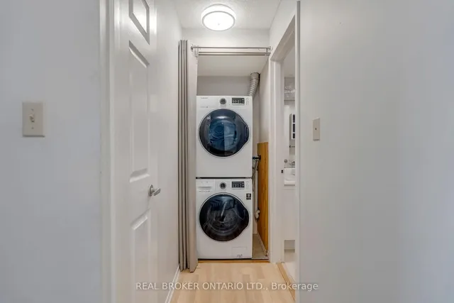 25 Agnes St #903, Mississauga 5