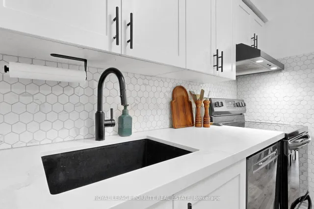 3888 Duke Of York Blvd #927, Mississauga 5