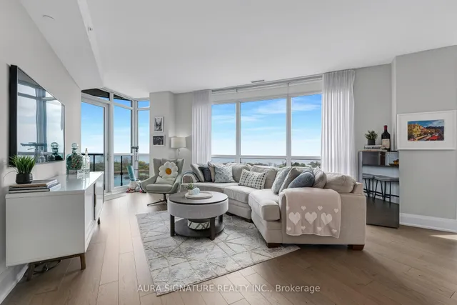 59 Annie Craig Dr #1004, Toronto