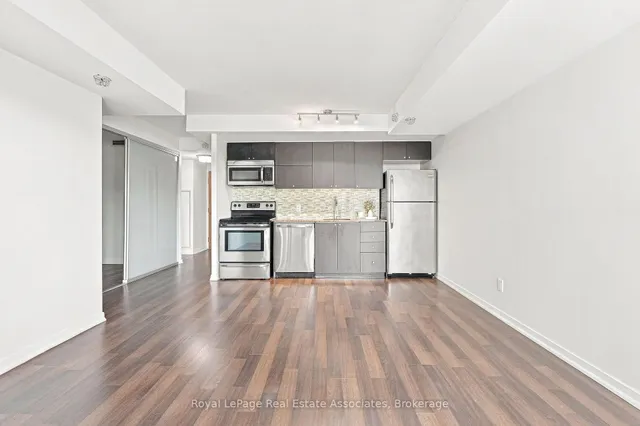 20 Joe Shuster Way #416, Toronto 5