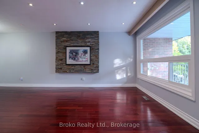 7782 Kittridge Dr, Mississauga 3