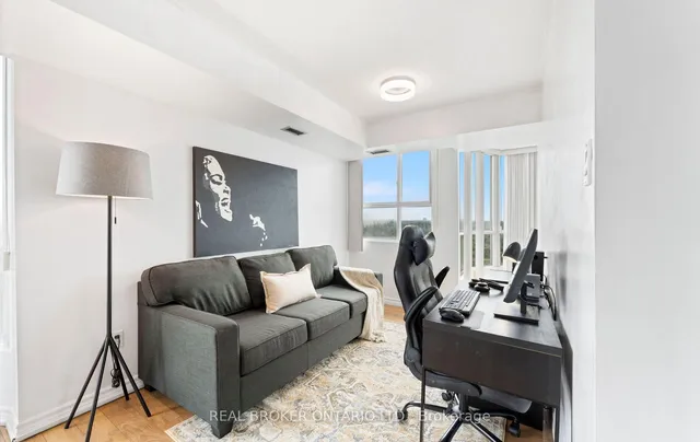 3077 Weston Rd #1809, Toronto 4