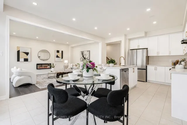879 Plum Pl, Milton 3