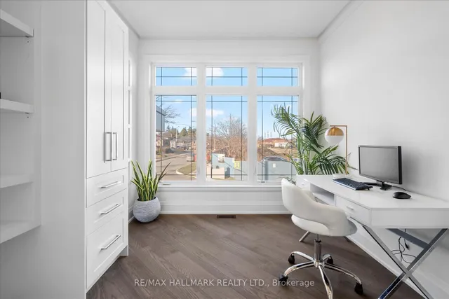 27 Antonio Crt #1B, Toronto 5