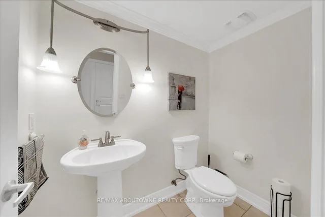 24 Golf View Dr, Brampton 5