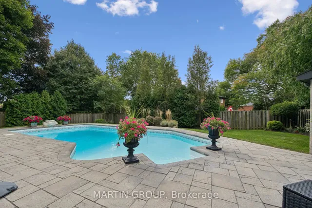 250 Mccraney St, Oakville 2
