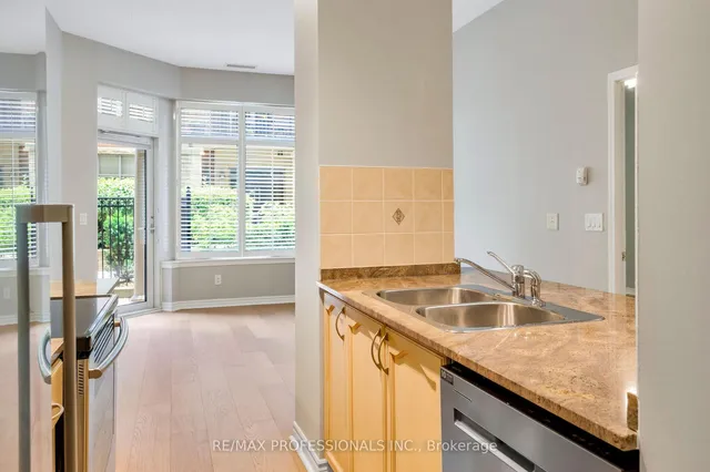 350 Princess Royal Dr #102, Mississauga 5