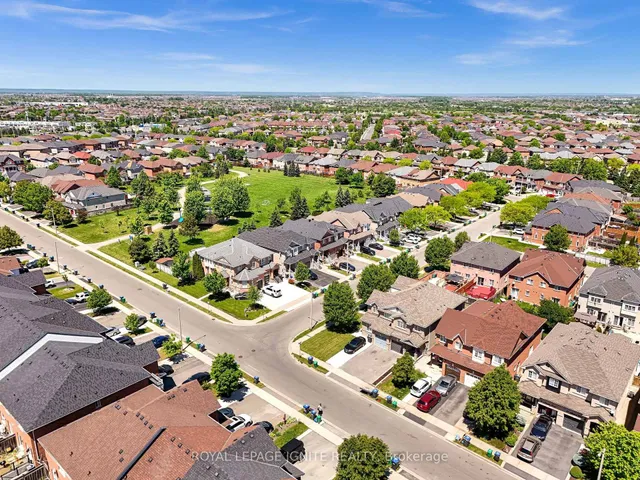 91 Albright Rd, Brampton 3