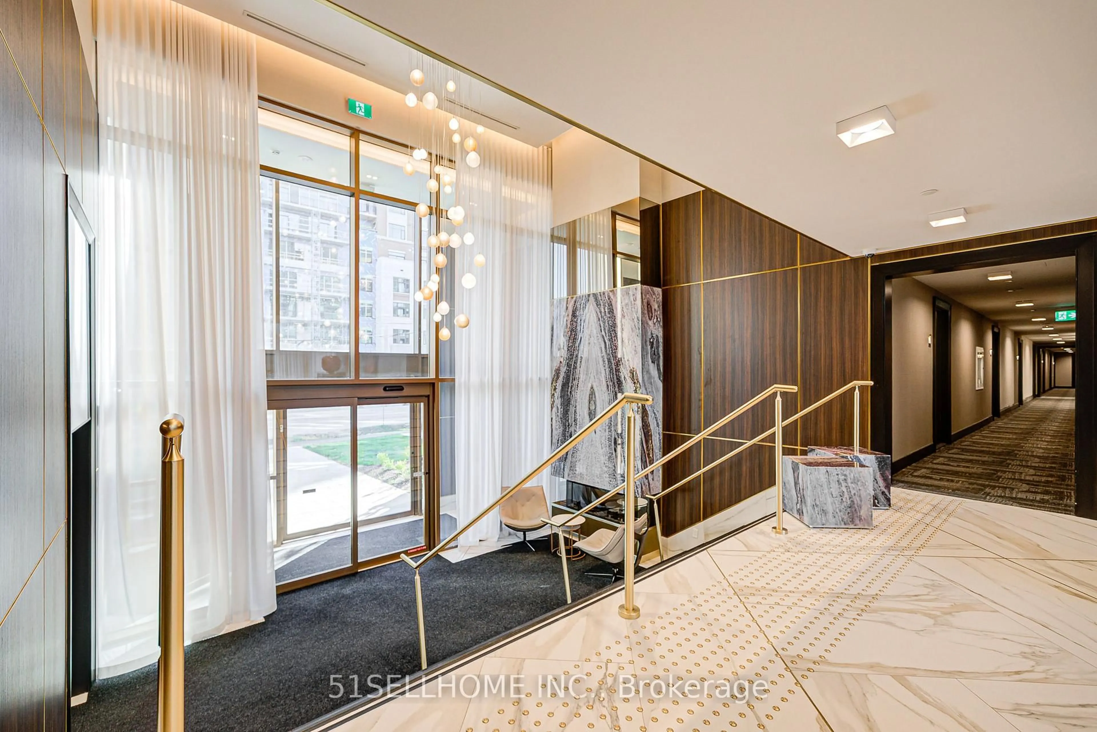 trreb/IMG-W13800136_1ae20d12-7567-4d0e-9cc9-579fa9b52fe6-l.jpg
