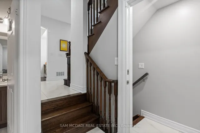2 Bakersfield Rd, Brampton 5