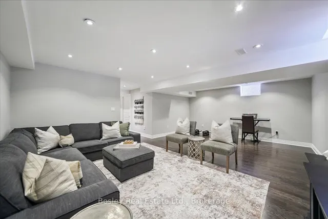 2343 Quetico Cres, Oakville 5