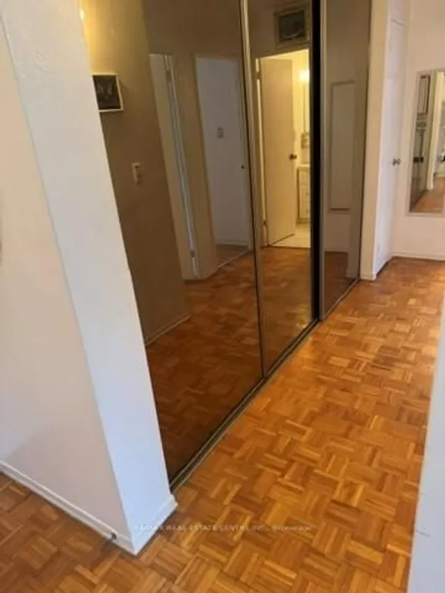 3625 Lake Shore Blvd #407, Toronto 4