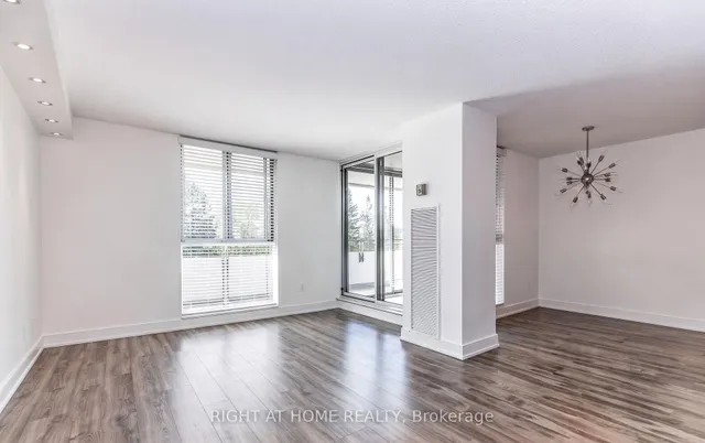 1300 Mississauga Valley Blvd #305, Mississauga 2