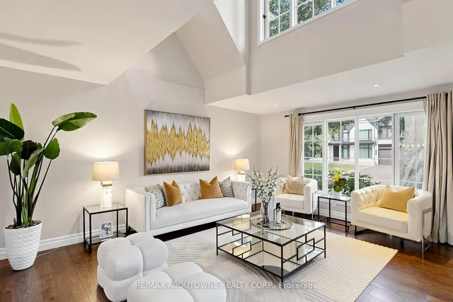 1304 Devon Rd, Oakville 5
