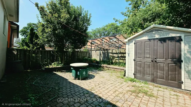 44 Cobbler Cres, Toronto 5
