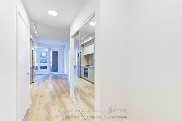 395 Square One Dr #1112, Mississauga 2