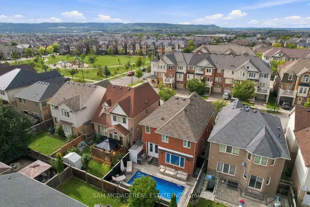 238 Schreyer Cres, Milton 5
