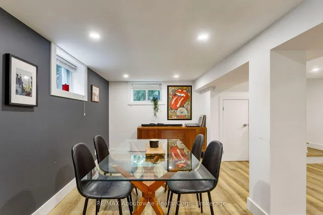 851 Fourth St, Mississauga 4