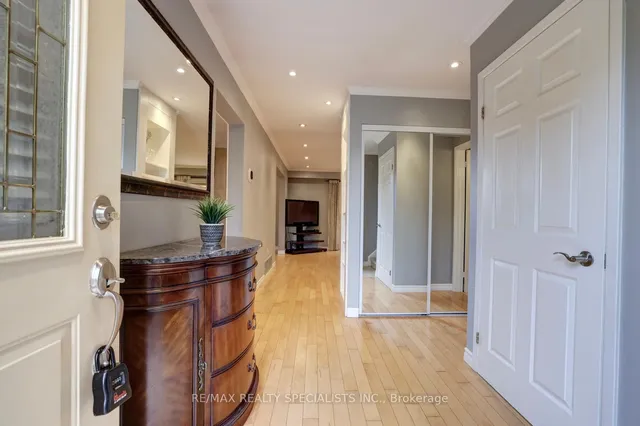 2442 Basswood Cres, Mississauga 5