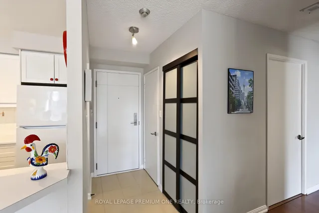 2267 Lake Shore Blvd #410, Toronto 5