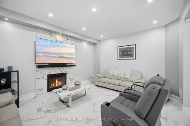 84 Fred Young Dr, Toronto 2
